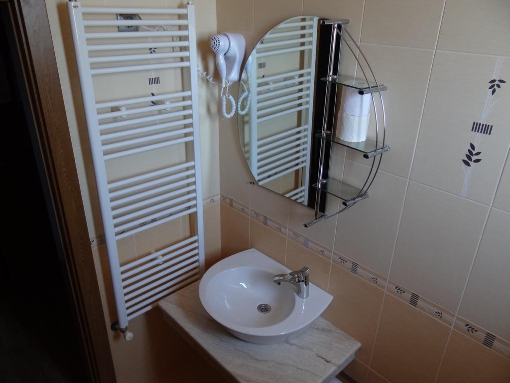 Guestrooms Struma Dolinata Strumyani Екстериор снимка